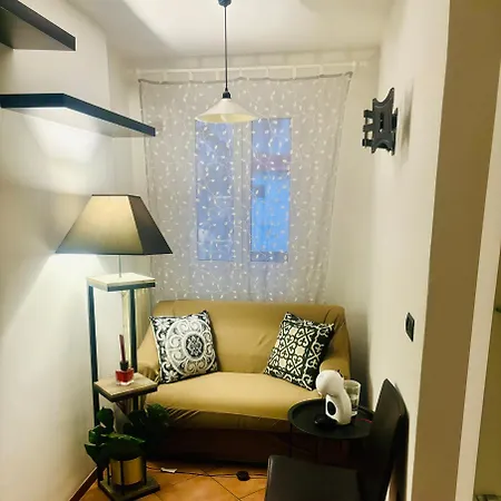 Guest House *